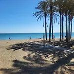 Centro Y Mar En Un Mismo Lugar