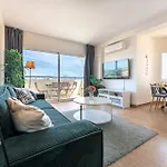 Sunrise Haven, Spacious, Bright, Pool, Terraces