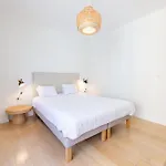 Stylish 2Bd Apt In The Centre 10 Minutes Away From The Beach