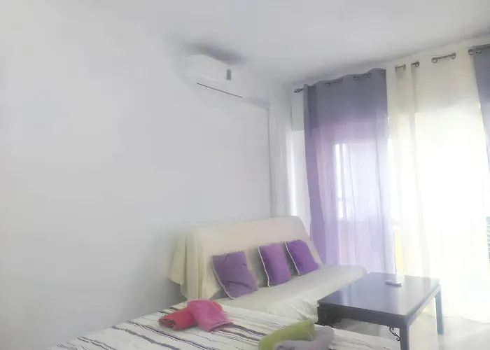 Welcoming Studio In Torremolinos 42 M² City Centre Proximity