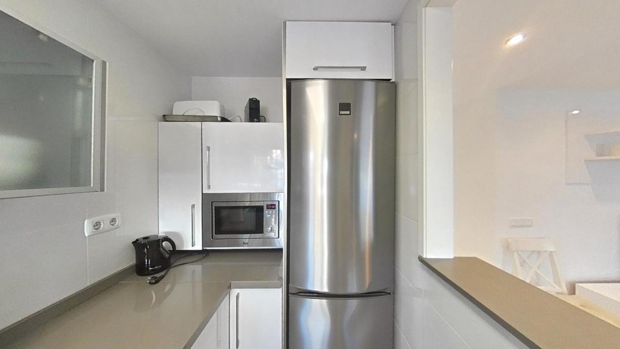 Quiet En Montemar Apartment