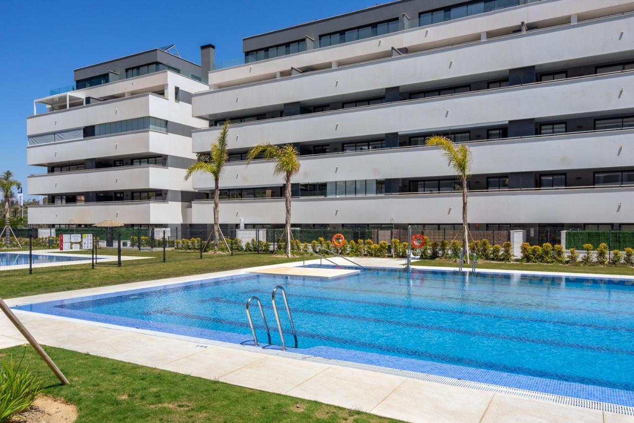 Beachclose With Pool In By Costarentals - Ref 173 Appartement Torremolinos