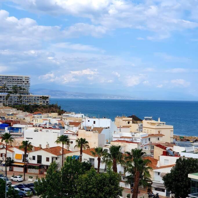 New, Nucleos Luxury Sea View Apartment, Pool Appartement
