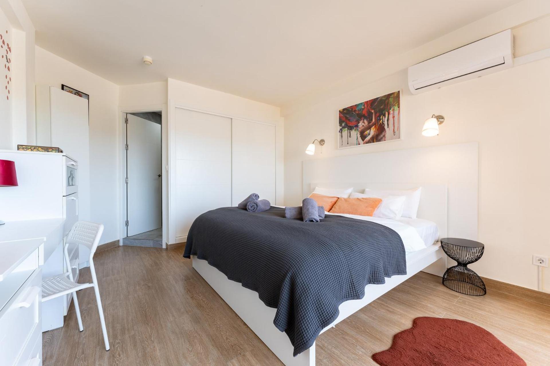 Sunrise Haven, Spacious, Bright, Pool, Terraces * Torremolinos