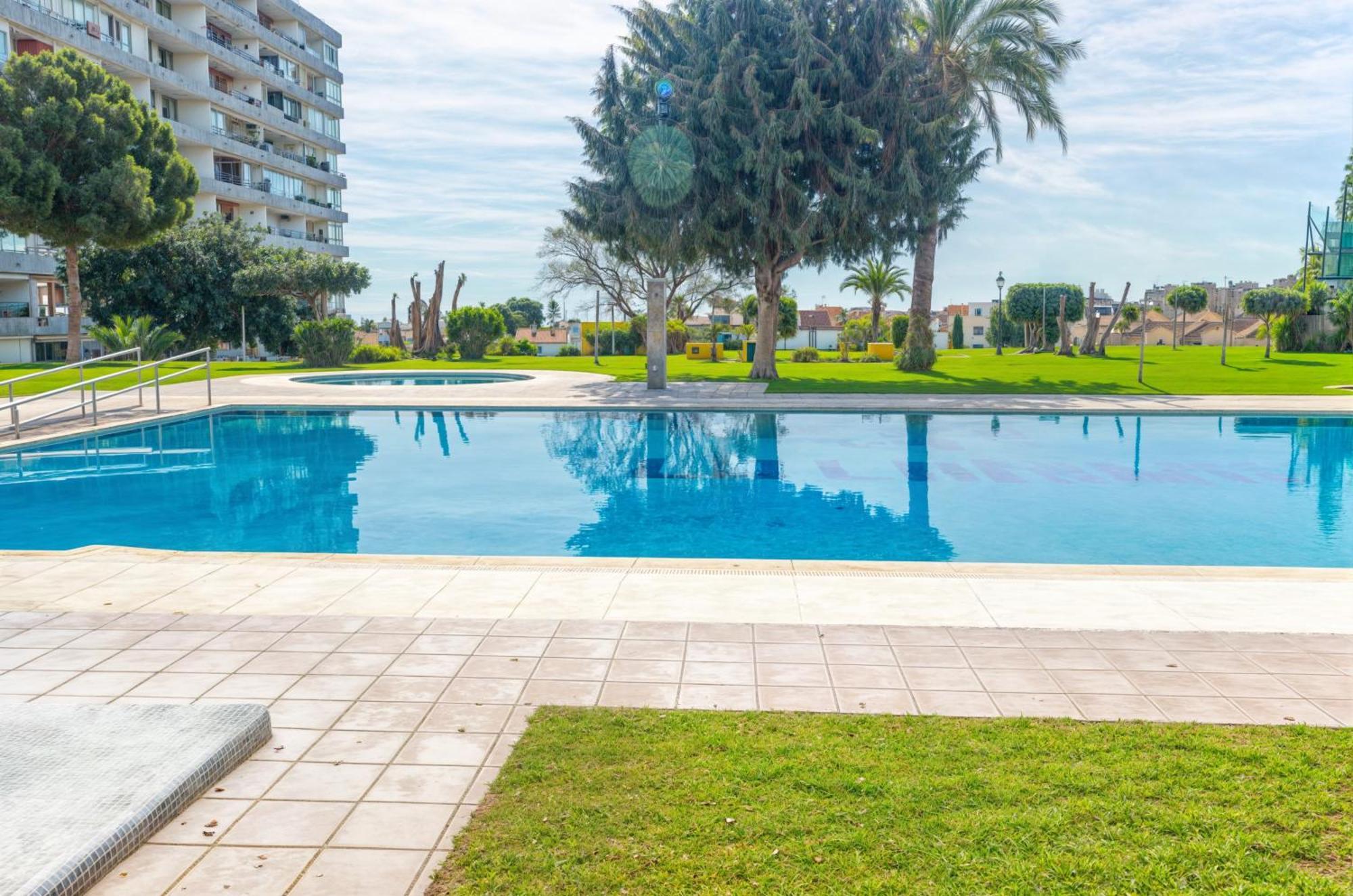 Apt. Colina De Mar- Coastal Retreat Near The
