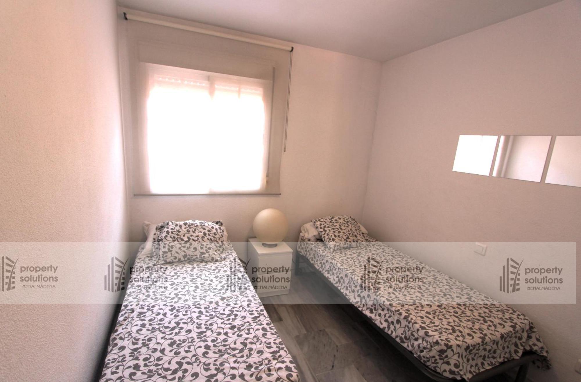 Apartment - A 600m De La Playa De La Carihuela - Terraza Soleada - Piscina - Parking Gratis Torremolinos