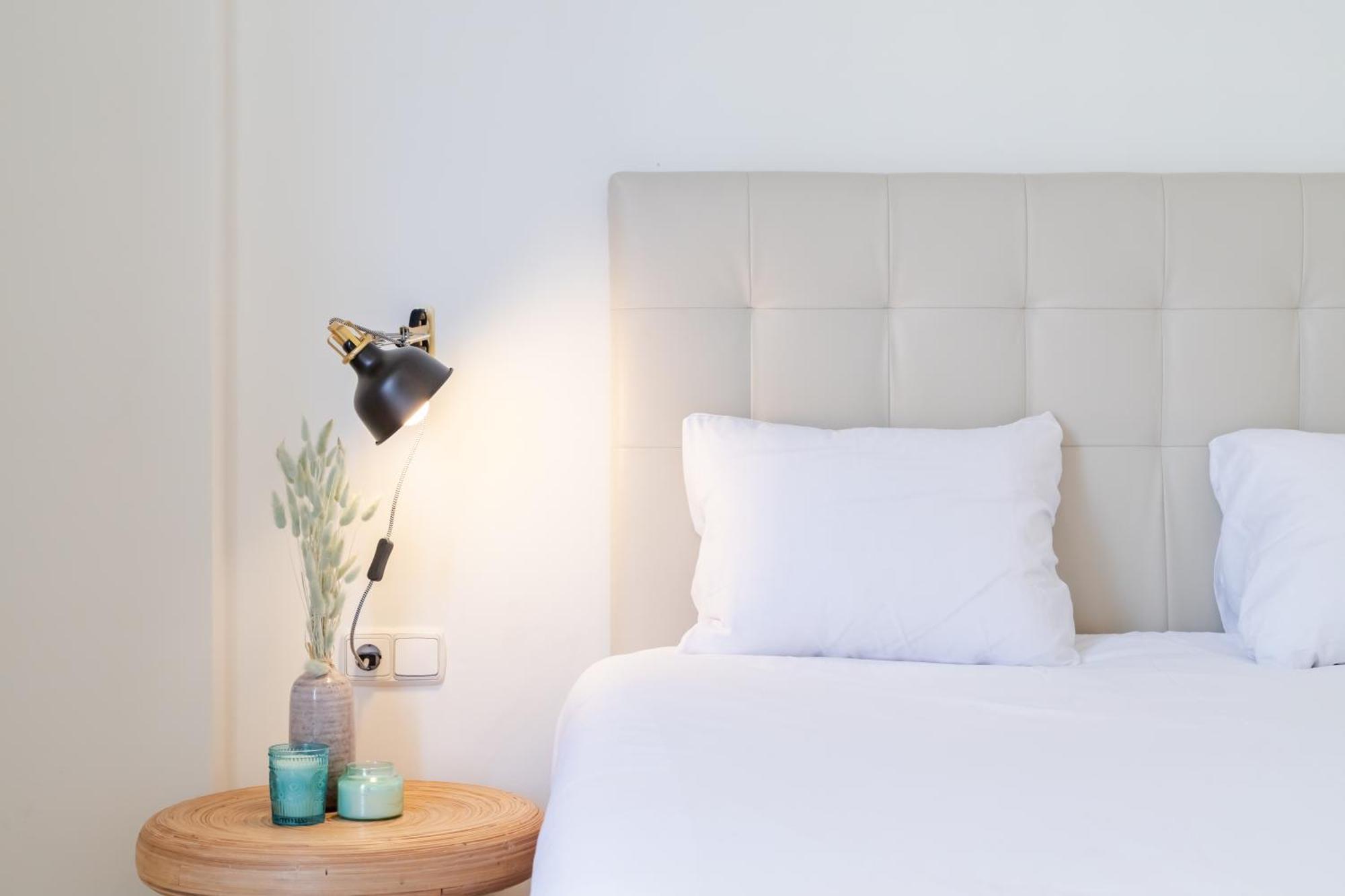 Stylish 2bd In The Centre 10 Minutes Away From The Apartment