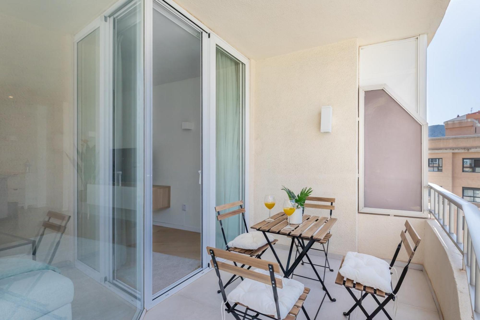 Stylish 2bd In The Centre 10 Minutes Away From The