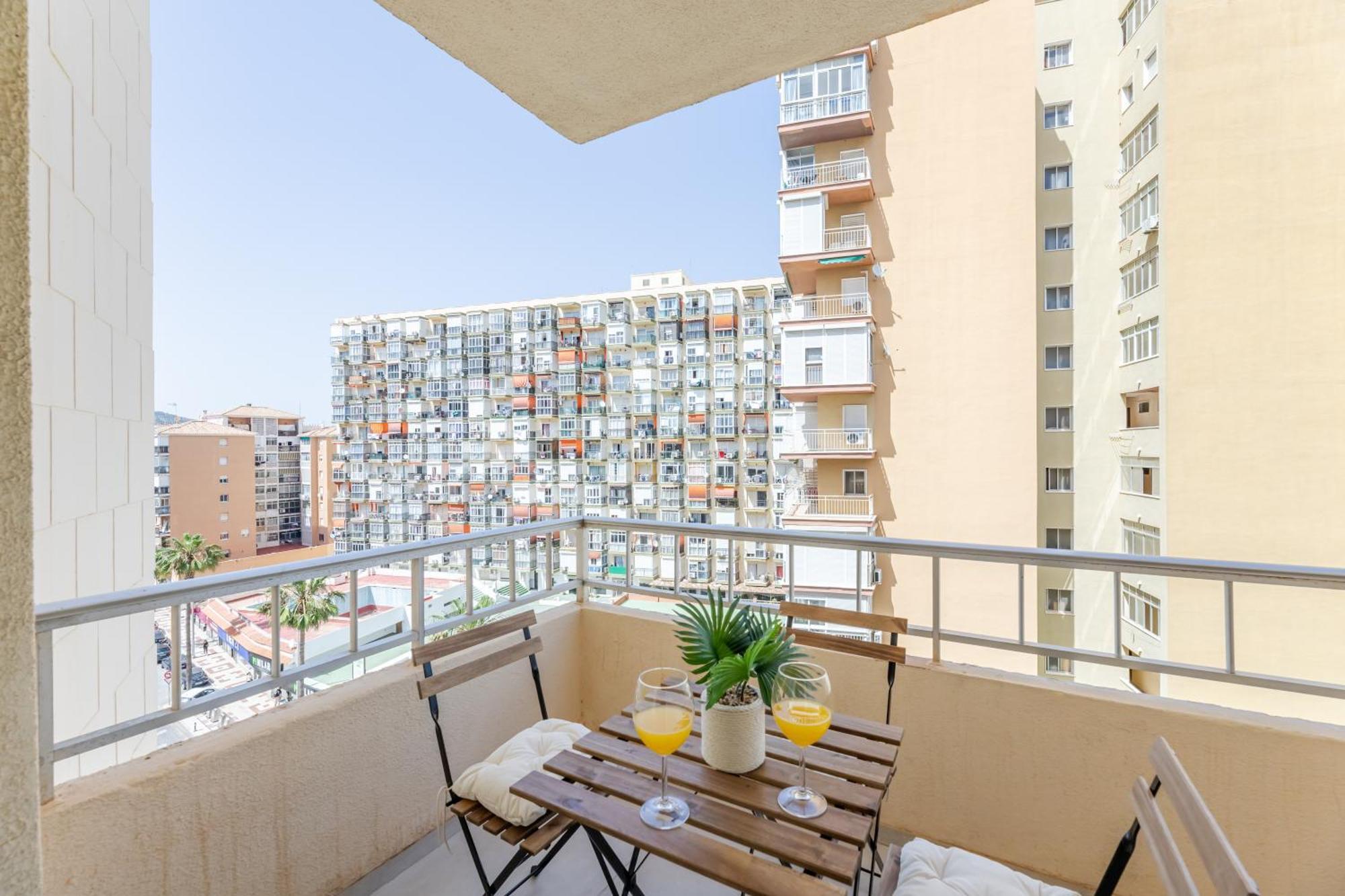 Stylish 2bd In The Centre 10 Minutes Away From The *