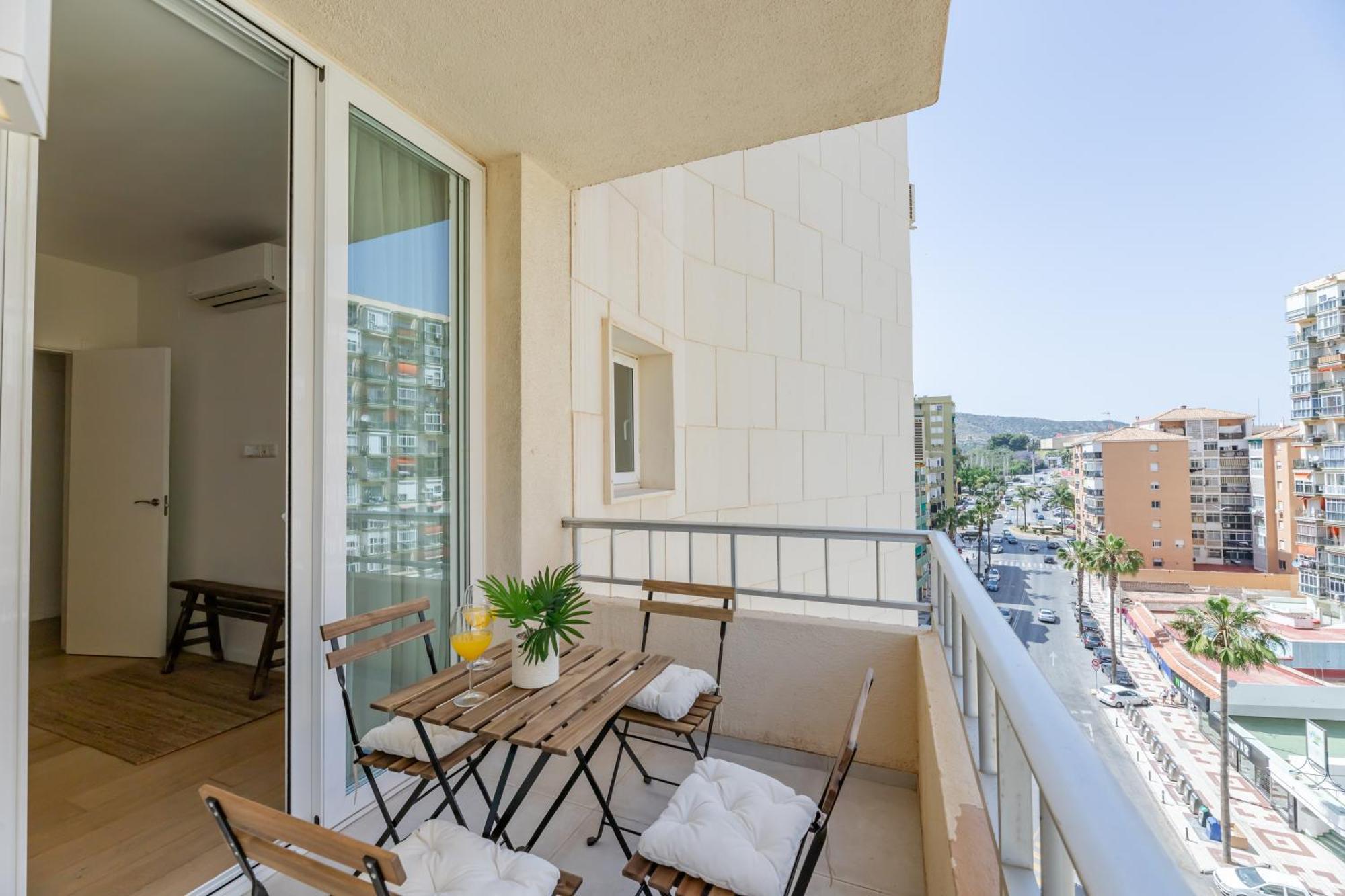 Stylish 2bd In The Centre 10 Minutes Away From The