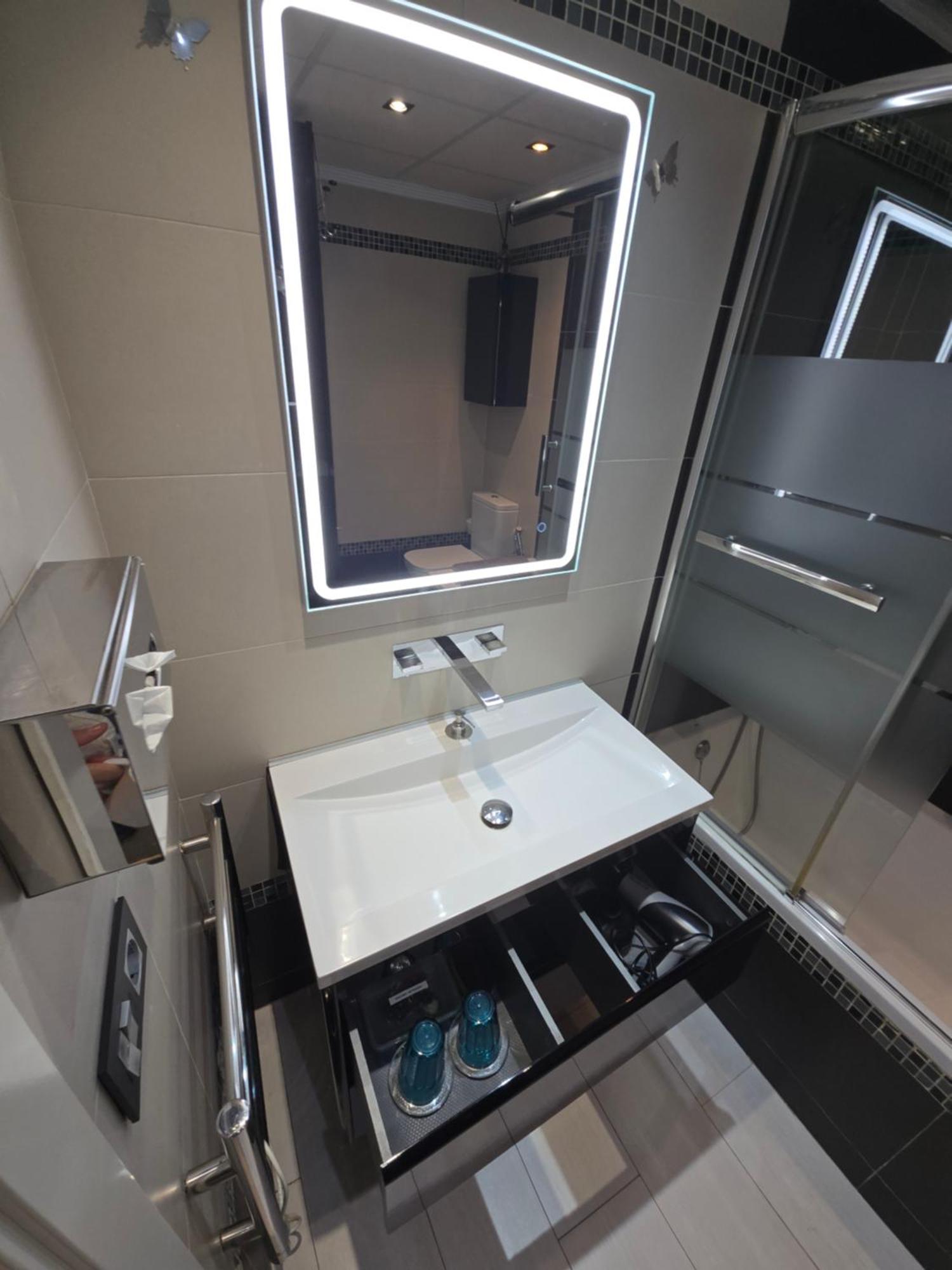 Apartment Estudio I Vistas Mar, Cerca Tren Y Malaga *