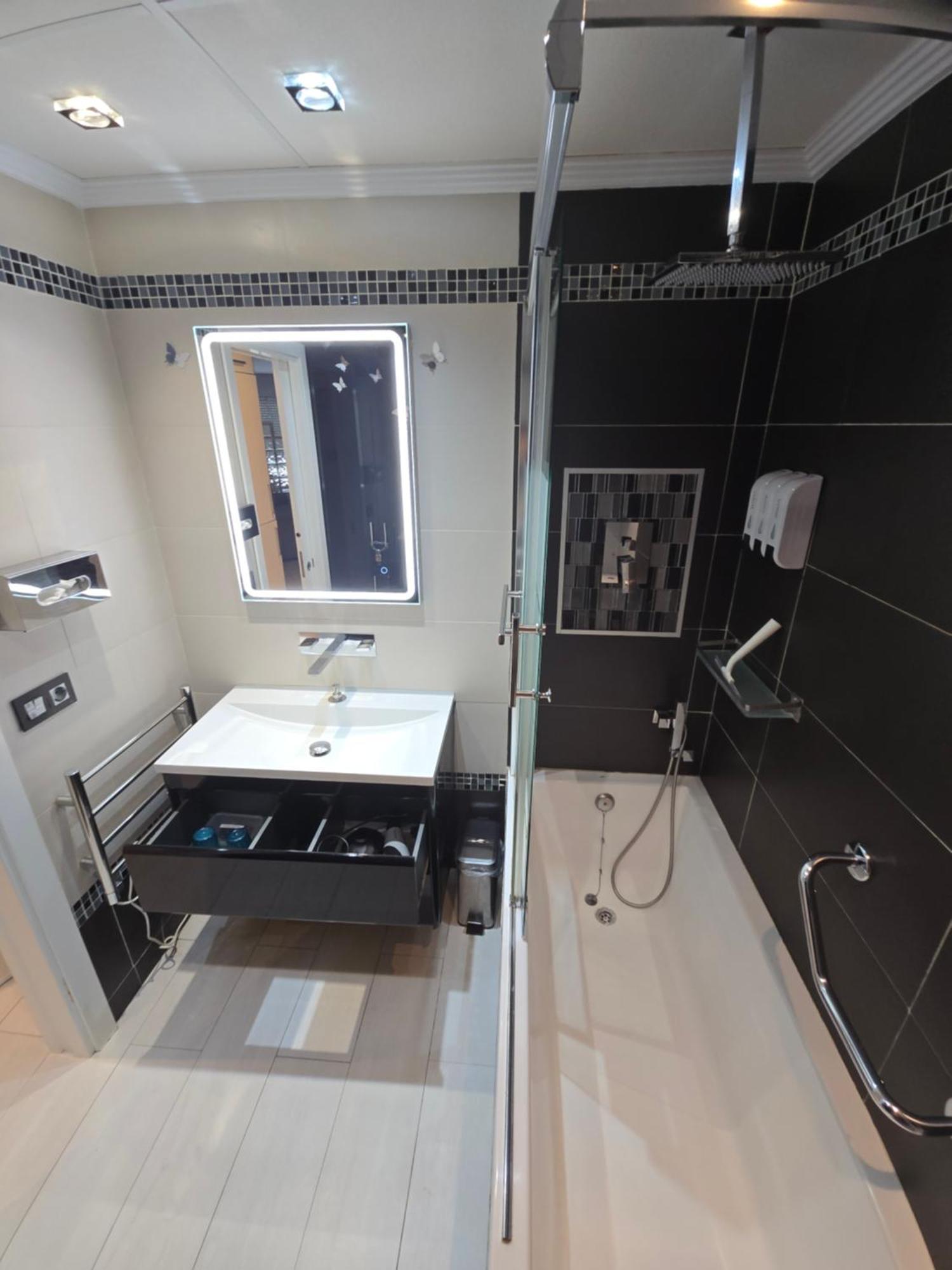 Estudio I Vistas Mar, Cerca Tren Y Malaga * Torremolinos
