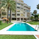 Carihuela, Apartamento Con Vistas Al Mar