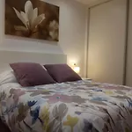 Esplendido Apartamento, Carihuela Edificio El Remo, Primera Linea
