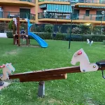 Torremolinos, Playa del Bajondillo, primera linea