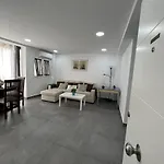 Modern Apartment Royal House In Carihuela Carmen