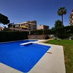 Torremolinos Beach 2 Bedrooms With Terrace And Pool