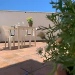A Estrenar Preciosa Suite-Centrico-Con Jardin Y Porche