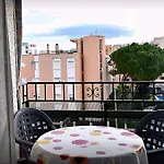 Belvilla By Oyo Apartment In Torremolinos