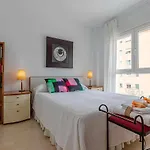 797 Holiday Rentals - Elegante Apartamento Para 2 En Torremolinos.