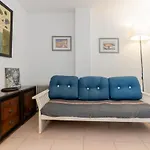 Lovely Apartment Next To The Beach