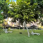 Modern 3 Bedroom Apartment Situated In Luxury Beachfront Gated Community