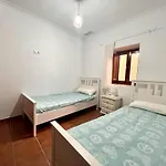 Spanish Style 3 Bed Apartment