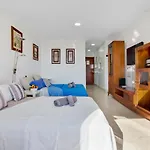 Manolo De Steram Flats Torremolinos