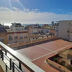 Apartamentos Nucleo Cristal