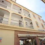 Apartamentos La Proa