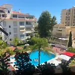 Carihuela Plaza Del Remo