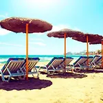 Apartamento En Paseo Maritimo De Torremolinos