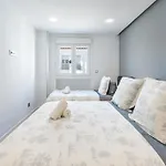 Holiday Rental Apartment With Terrace Attic Views