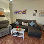 La Roca-Mediterraneo Views, 8Th Floor-New Kitchen- Pool- Parking-Air Conditioning, Ceiling Fans & Free Wifi
