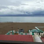 Apartamentos Casa Blanca