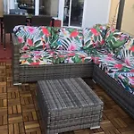 City Central Apartment With Large Patio By Namaste Elite