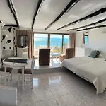 Apartamentos Casa Blanca