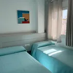 Apartamentos La Proa