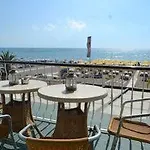 Pure Hotel And Restaurant