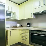 Monko - Amazing Sea Views, Comfortable & Pool O