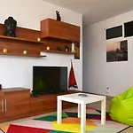 Piso Alexia
