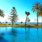 Magical Sea View Studios