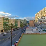 Lux Apartment By Namaste Elite