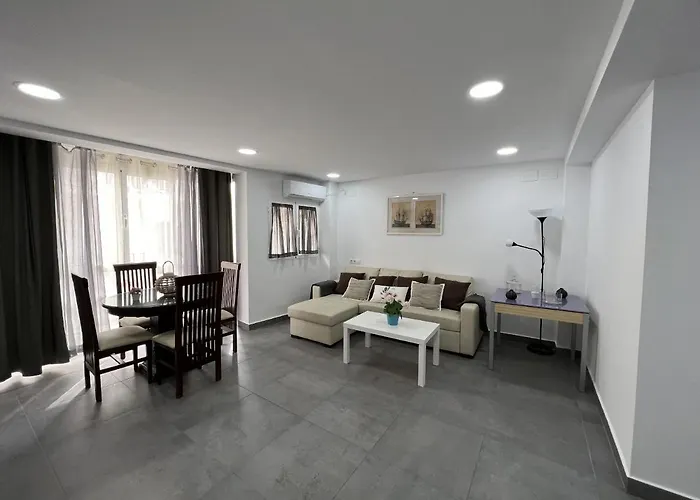 Modern Apartment Royal House In Carihuela Carmen