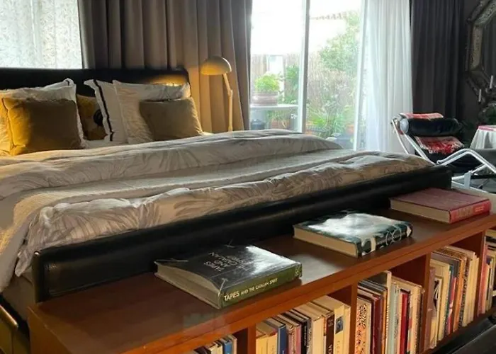 Sol Radiante Attic Studio, Designer-Style Studio With Top-Tier Amenities