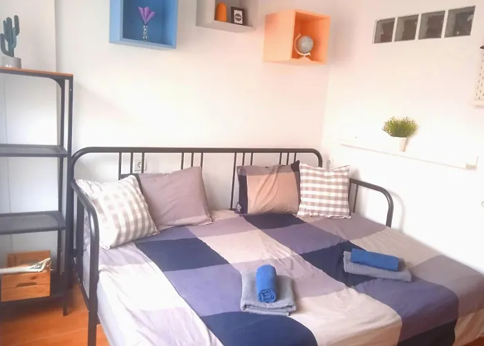 Central Studio #409 Near Beaches &Free Wifi