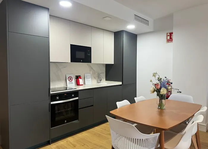 Apartamentos Arcos De Montemar