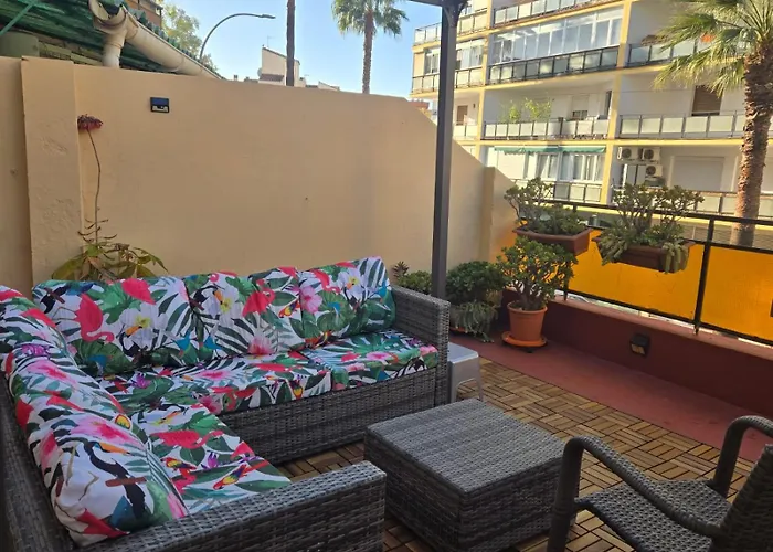 City Central Apartment With Large Patio By Namaste Elite