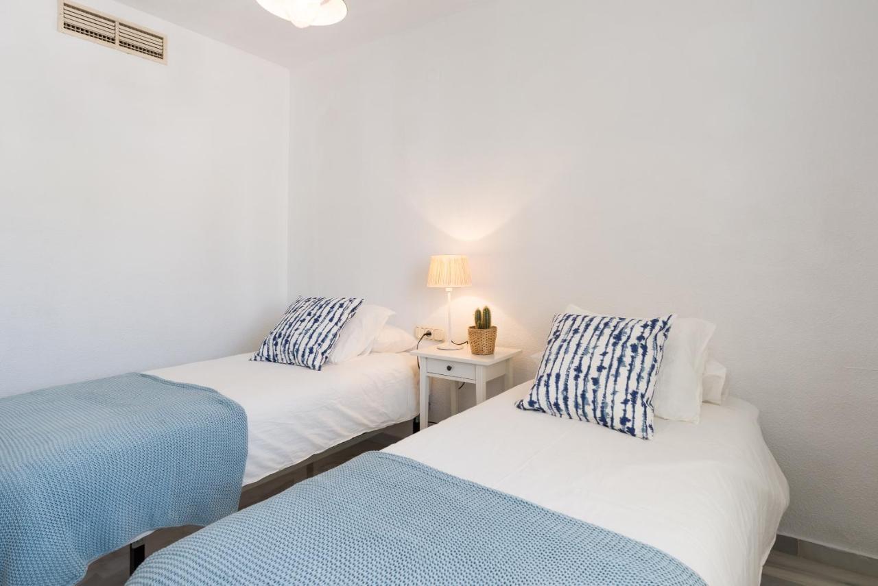 Apartment Carihuela, Apartamento Con Vistas Al Mar *