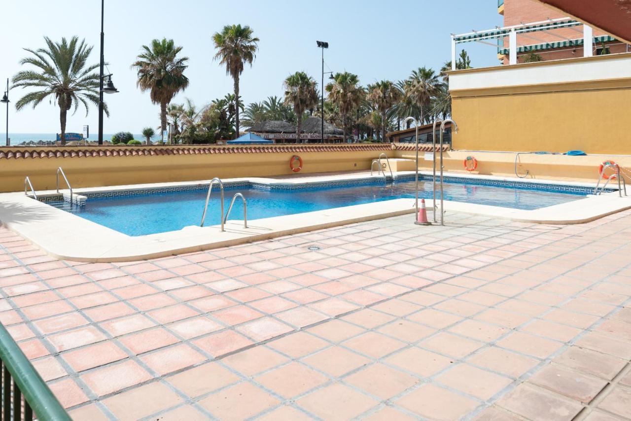 Sea View Apartment *